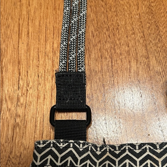 Kavu Black and White Patterned Belt Bag - Picture 4 of 14